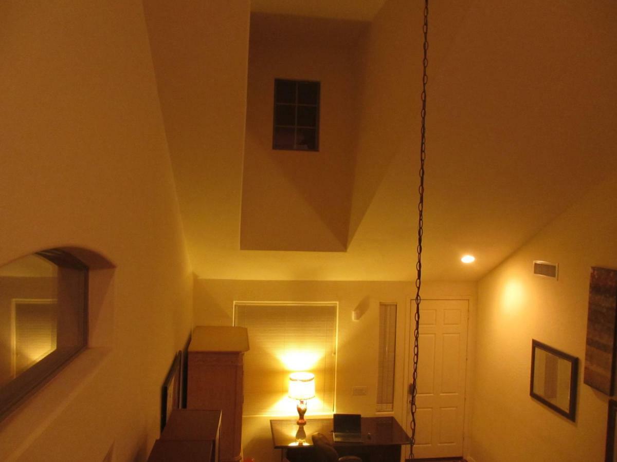 Art Gallery Vacation House Gilbert Exterior foto